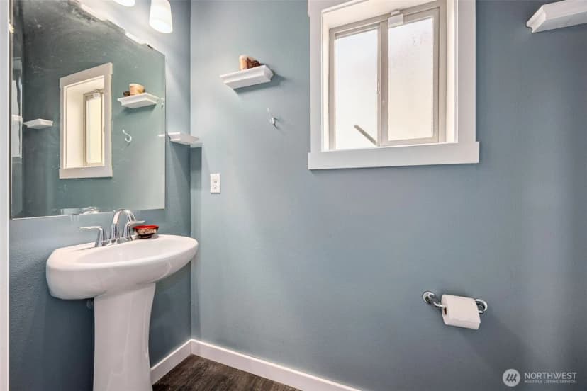 Property photo for 1444 Van Sickle Avenue, Buckley photo 11