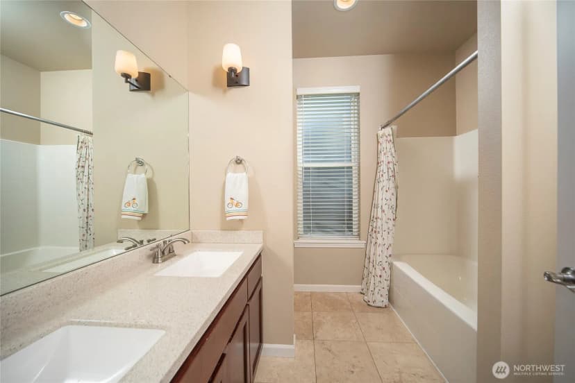 Property photo for 1701 E Canterbury Drive, Ellensburg photo 16