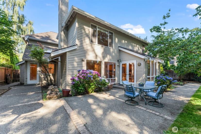 Property photo for 21427 Se 33rd Place, Sammamish photo 27