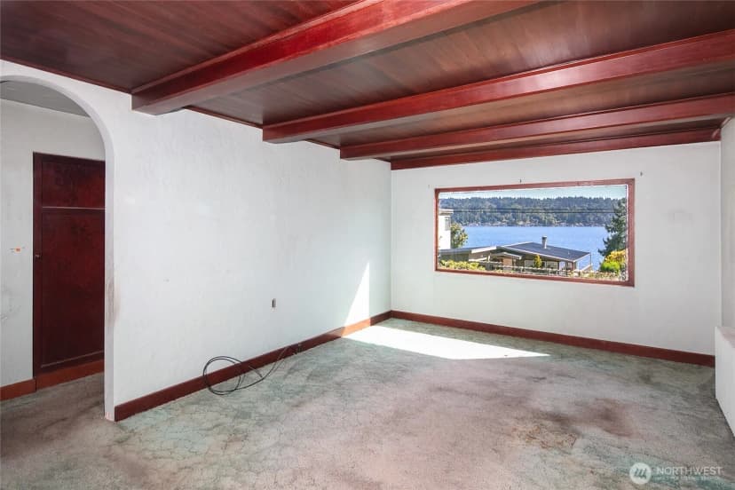 Property photo for 10523 Exeter Avenue Ne, Seattle photo 21