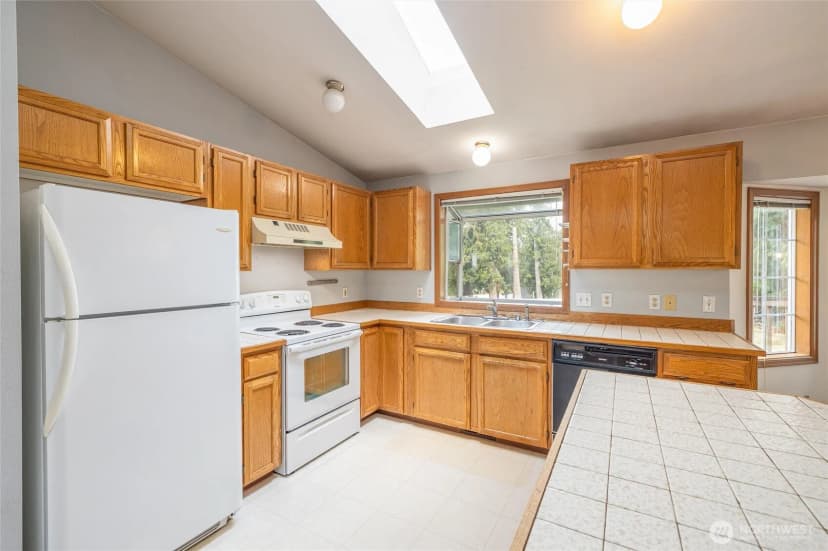 Property photo for 1232 Lakeview Street, Bellingham photo 9