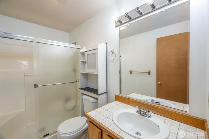 Property photo for 1232 Lakeview Street, Bellingham photo 11