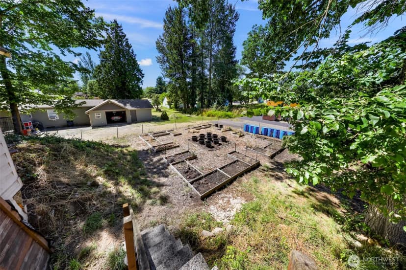 Property photo for 2029 Maple Street, Ferndale photo 29