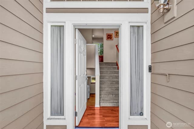 Property photo for 18151 5th Avenue S, Seattle photo 2