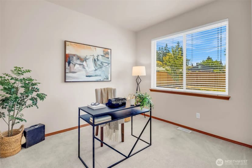 Property photo for 18151 5th Avenue S, Seattle photo 19