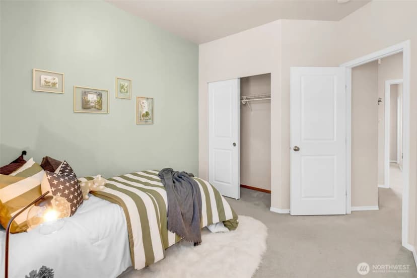 Property photo for 18151 5th Avenue S, Seattle photo 10