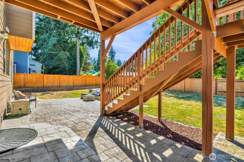 Property photo for 18151 5th Avenue S, Seattle photo 13