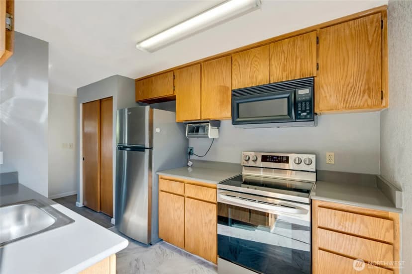 Property photo for 6625 63rd Drive Ne, Marysville photo 10