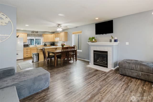 Property photo for 6259 Sol Duc Drive Ne, Bremerton photo 2