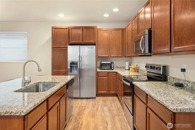 Property photo for 3948 Campus Willows Loop Ne, Lacey photo 11