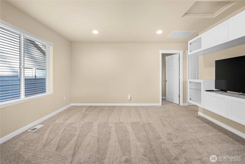 Property photo for 3948 Campus Willows Loop Ne, Lacey photo 17