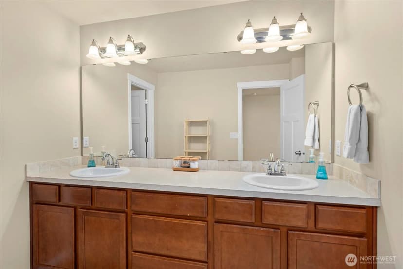 Property photo for 3948 Campus Willows Loop Ne, Lacey photo 20