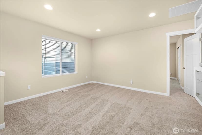 Property photo for 3948 Campus Willows Loop Ne, Lacey photo 18