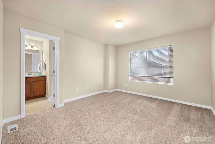 Property photo for 3948 Campus Willows Loop Ne, Lacey photo 19