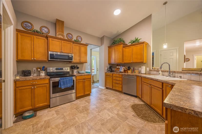 Property photo for 166 Nelson Creek Lane, Port Angeles photo 8