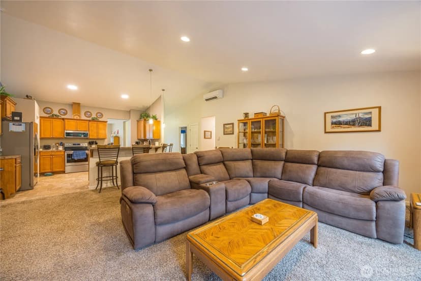 Property photo for 166 Nelson Creek Lane, Port Angeles photo 11
