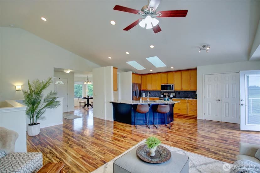 Property photo for 23799 Copper River Court, Mount Vernon photo 7