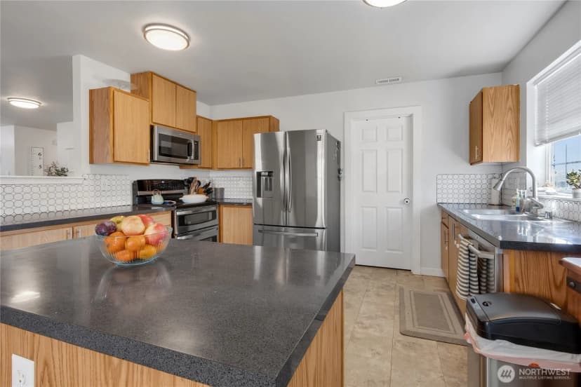 Property photo for 1207 Boatman Avenue Nw, Orting photo 8