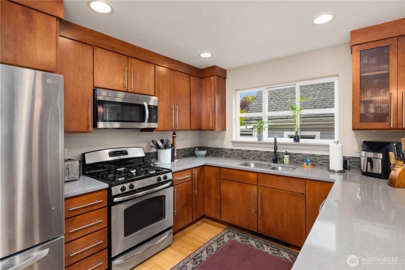 Property photo for 537 A Martin Luther King Jr Way S, Seattle photo 10