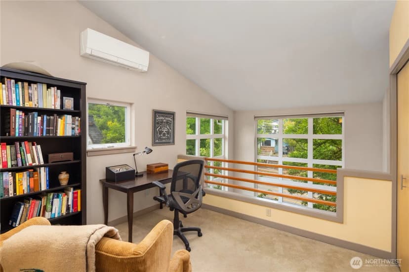Property photo for 537 A Martin Luther King Jr Way S, Seattle photo 18