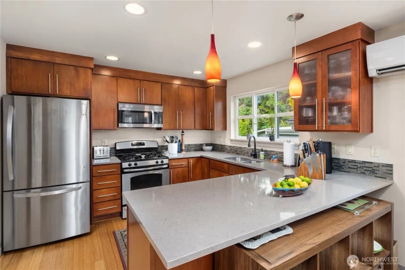 Property photo for 537 A Martin Luther King Jr Way S, Seattle photo 9