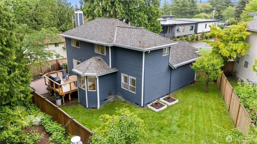 Property photo for 8221 122nd Avenue Ne, Kirkland photo 23