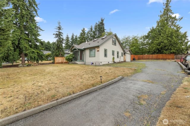 Property photo for 811 N 18th Street, Mount Vernon photo 4