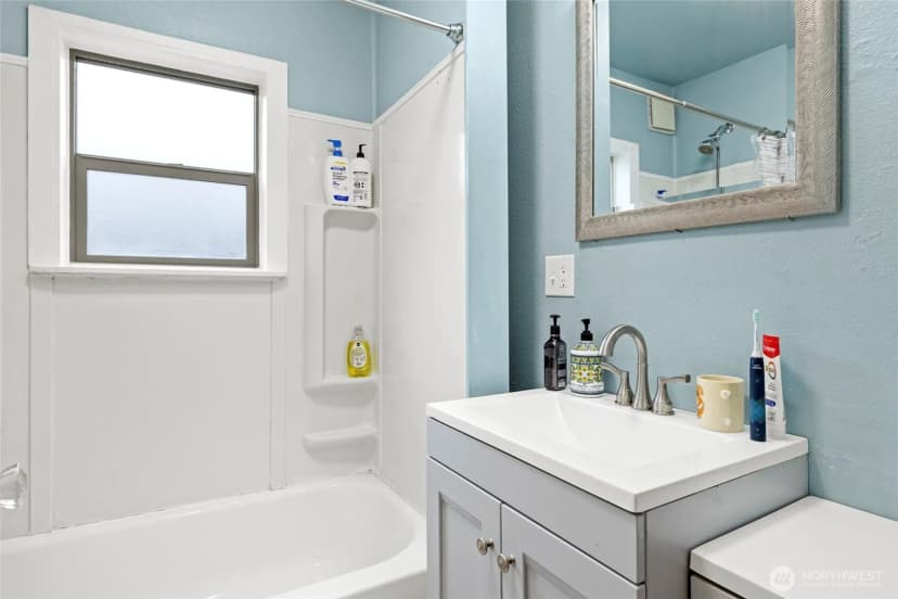 Property photo for 811 N 18th Street, Mount Vernon photo 20