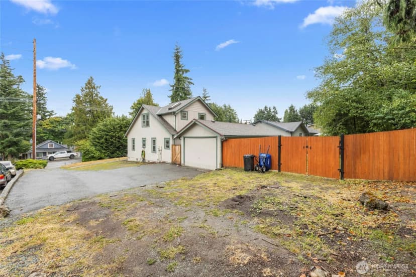 Property photo for 811 N 18th Street, Mount Vernon photo 6