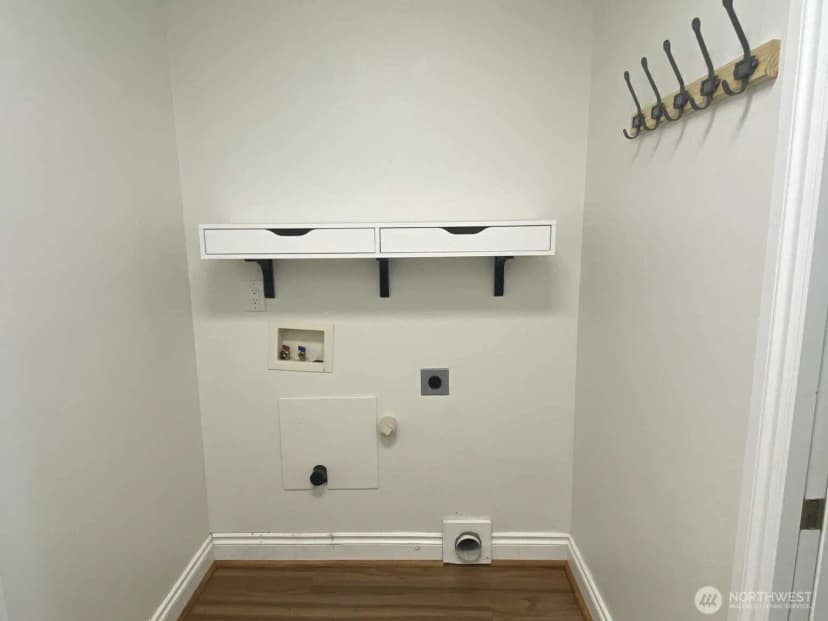 Property photo for 2108 S 15th Street, Mount Vernon photo 18