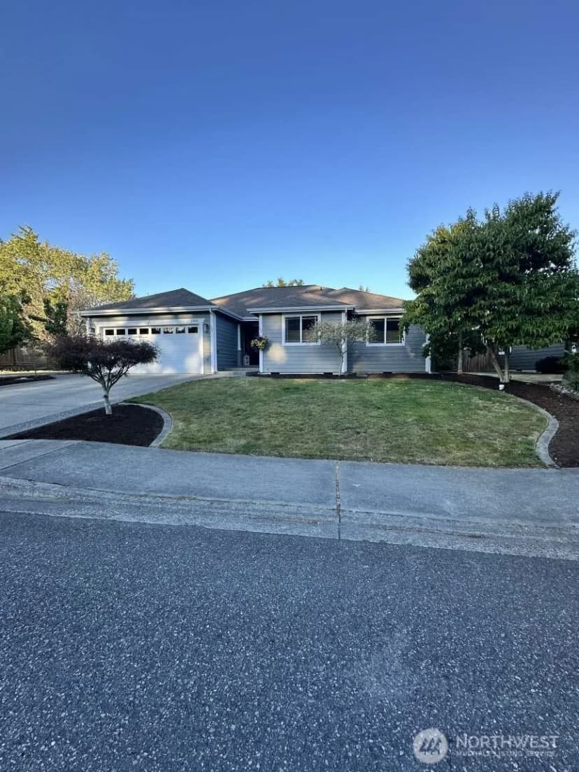 Property photo for 2108 S 15th Street, Mount Vernon