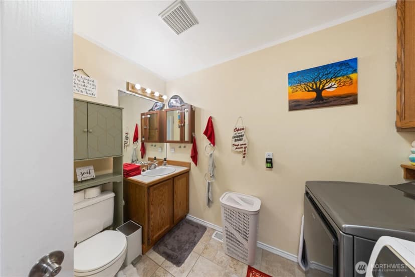 Property photo for 4020 Peters Lane, Anacortes photo 17