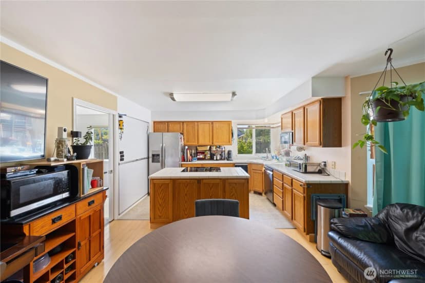 Property photo for 4020 Peters Lane, Anacortes photo 12
