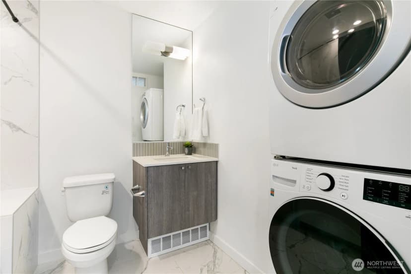 Property photo for 4725 35th Avenue S, Seattle photo 16