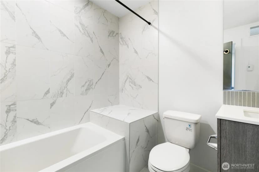 Property photo for 4725 35th Avenue S, Seattle photo 15