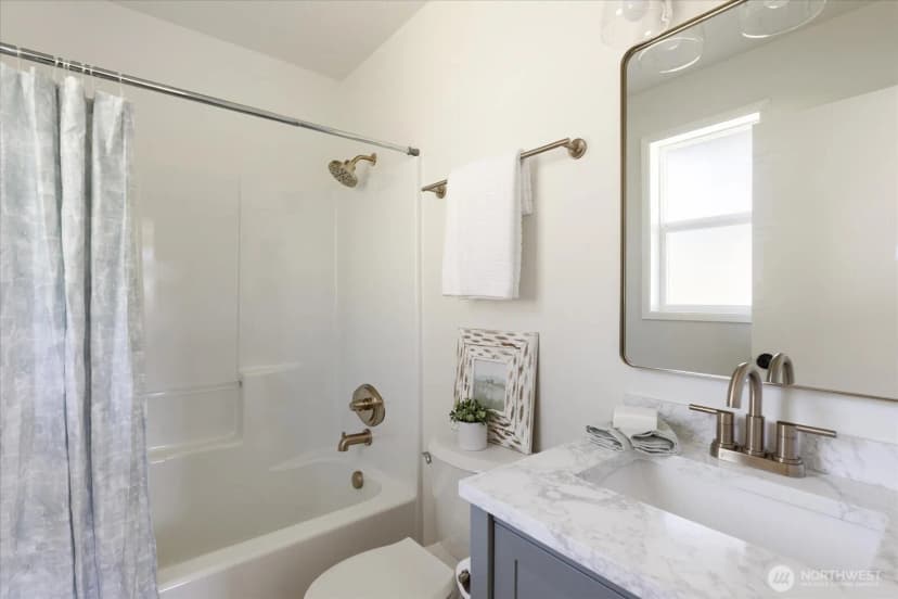 Property photo for 4397 Terrace Drive, Oak Harbor photo 14