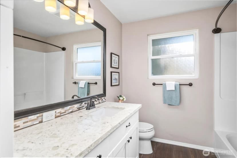 Property photo for 12221 Ne 140th Street, Kirkland photo 21