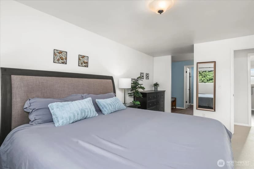 Property photo for 12221 Ne 140th Street, Kirkland photo 24