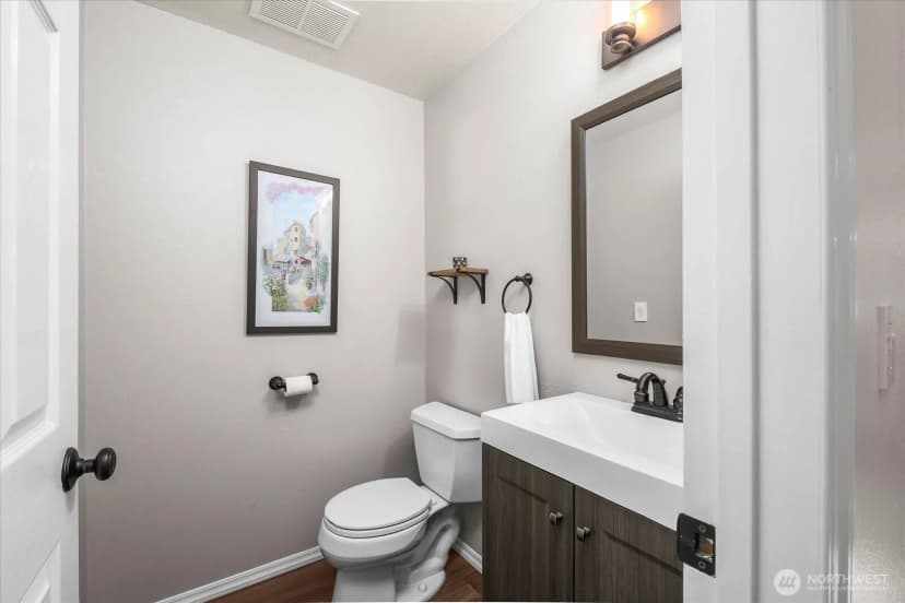 Property photo for 12221 Ne 140th Street, Kirkland photo 18