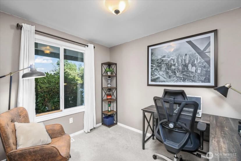 Property photo for 12221 Ne 140th Street, Kirkland photo 7