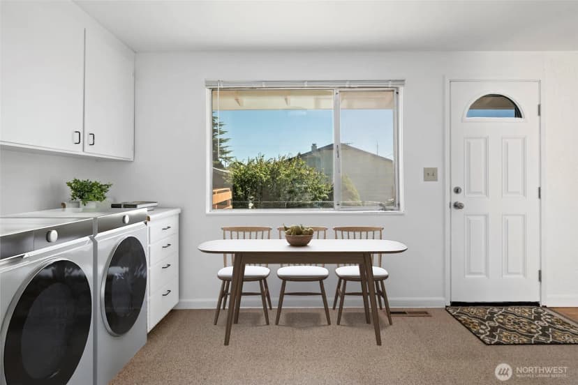 Property photo for 88 Sw 8th Avenue, Oak Harbor photo 12