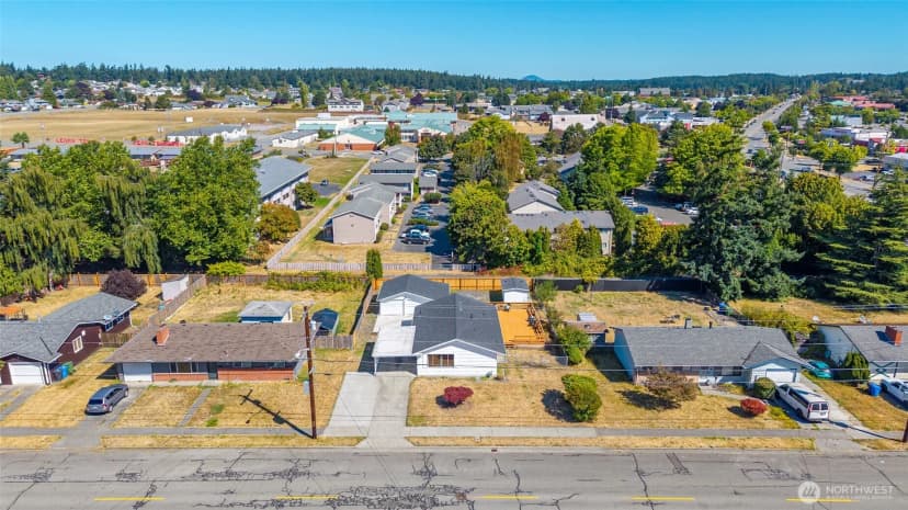 Property photo for 88 Sw 8th Avenue, Oak Harbor photo 33