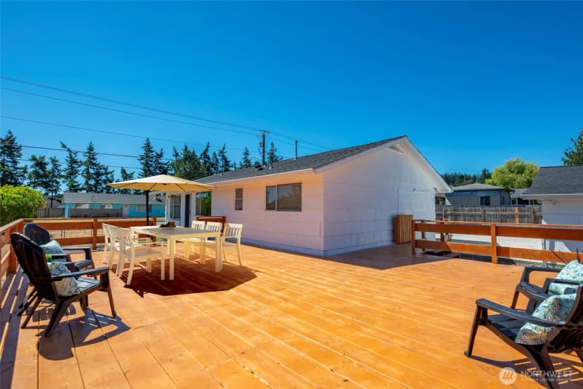 Property photo for 88 Sw 8th Avenue, Oak Harbor photo 27