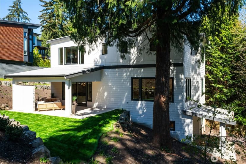 Property photo for 955 103rd Avenue Se, Bellevue photo 34