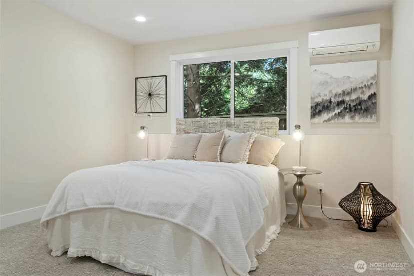 Property photo for 955 103rd Avenue Se, Bellevue photo 15