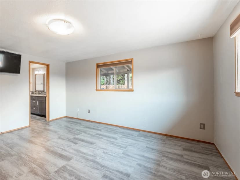 Property photo for 1205 Okanogan Avenue, Wenatchee photo 15