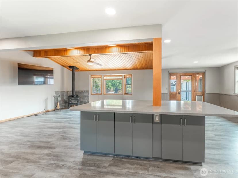 Property photo for 1205 Okanogan Avenue, Wenatchee photo 8