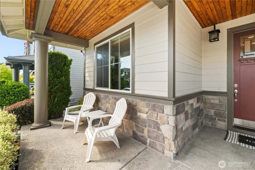 Property photo for 25526 Se 275th Place, Maple Valley photo 2