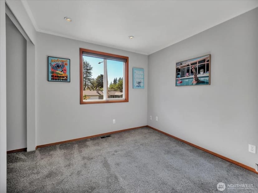 Property photo for 17503 24th Avenue Se, Bothell photo 15