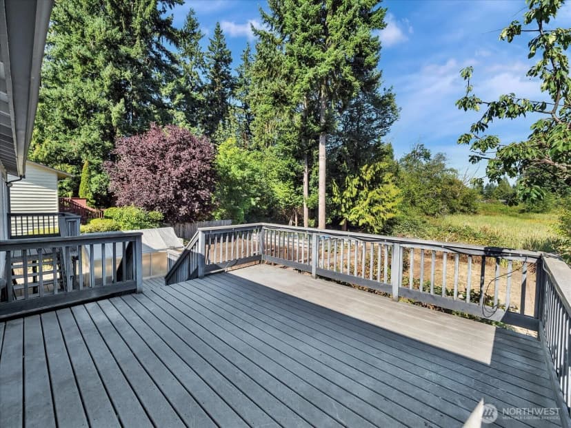Property photo for 17503 24th Avenue Se, Bothell photo 25